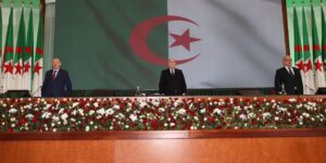 تبون يدعو البرلمان بغرفتيه لعقد دورة استثنائية بحضور رئيس جنوب إفريقيا