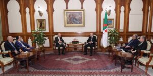 رئيس الجمهورية يستقبل وفدا عن التجمع الوطني الديمقراطي