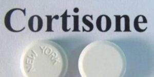 رغم فائدته العلاجية.. مختصون يمنعون بعض الفئات من تناول الكورتيزون