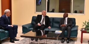 بصفته مبعوثا خاصا لرئيس الجمهورية.. عطاف يحل بجمهورية الكونغو