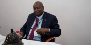 سفيرها بالجزائر يؤكد من وهران.. فرص التبادل التجاري بين الجزائر وزيمبابوي متعددة