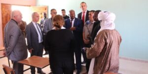 البعثة الاستعلامية للجنة التربية والتعليم العالي تسجل نقصا في التجهيزات التعليمية بعين قزام