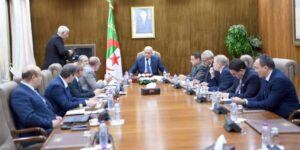 بوغالي يترأس اجتماعا تحضيريا لمناقشة اليوم الدراسي حول التفجيرات النووية الفرنسية