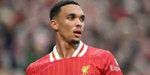 ليفربول يرفض بيع أرنولد في الشتاء