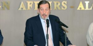 السفير الإسباني يشيد بدور الجزائر البارز في مكافحة الإرهاب