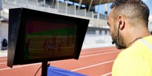 39 مباراة استفادت من تقنية “الفار”