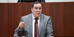 وزير الاتصال يؤكد العزم على كسب رهان التحول الرقمي في مجال الاعلام