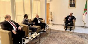 وزير الصناعة يستقبل نوابا من المجلس الشعبي الوطني عن ولاية عنابة