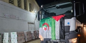 مواطنو سوق اهراس يتضامنون مع أبناء غزة