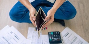 المعسر.. كيف تتعامل معه ؟