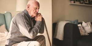 وَاتَّقُوا اللَّهَ الَّذِي تَسَاءَلُونَ بِهِ وَالْأَرْحَامَ