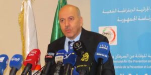 سايحي يشدد على أهمية التوعية والتحسيس في مجال مكافحة السرطان