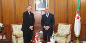 سايحي وسفيرة الدنمارك يتباحثان سبل تكثيف التعاون في المجال الصحي