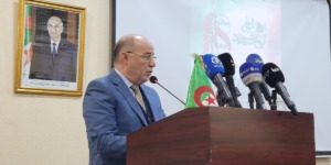 بلمهدي يشرف بالجزائر العاصمة على افتتاح ندوة حول اليوم الوطني للشهيد