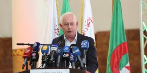 لوك تريانجل يشيد بالاتحاد العام للعمال الجزائريين في ذكراه الـ69