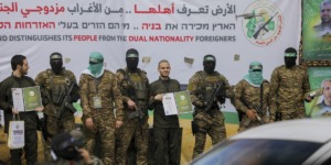 حماس تشترط إطلاق أسرى الدفعة السابعة قبل مفاوضات المرحلة الثانية