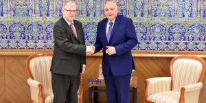 عطاف يستقبل مدير إفريقيا بمعهد “تشاتام هاوس” لبحث التحديات القارة الإفريقية