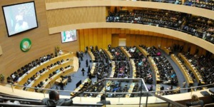 البرلمان الإفريقي يدين مخططات تهجير الفلسطينيين ويدعم جنوب إفريقيا في موقفها القانوني