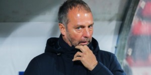 فليك باعتزاز: فخور بفريق برشلونة.. والطريق ما يزال طويلاً