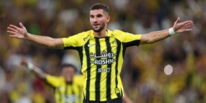 أشعل أزمة في الوحدة.. حسام عوار يواصل توهجه مع الاتحاد السعودي