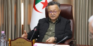 بداري يؤكد على ضرورة تثمين البحوث وتحويلها إلى مشاريع إقتصادية ذات إيرادات