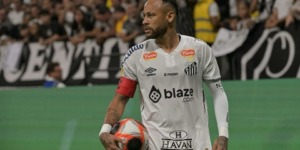 بداية واعدة لنيمار مع سانتوس