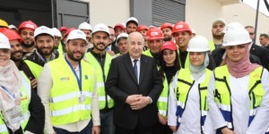 الشعب الجزائري على خطى جيل نوفمبر 1954 في رفع التحدي في كل القطاعات