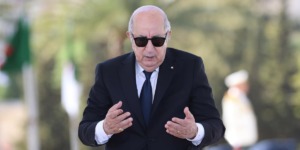 رئيس الجمهورية يعزي عائلته ويؤكد: حمزة فيغولي شخصية فنية بارزة تركت في الجزائريين أثرا جميلا