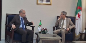 شايب يتباحث رفقة بللو تدعيم دور الجالية في الترويج للهوية الثقافية والفنون الجزائرية