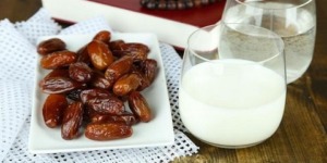 هل يستطيع مرضى السكري كسر الصيام بالتمر والحليب؟