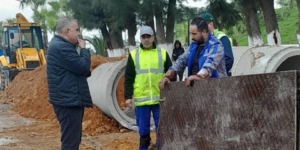 الوالي المنتدب يتفقد أشغال موقف السيارات ذي الطوابق ببراقي