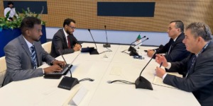 زروقي يجري محادثات ثنائية مع نظيريه الصومالي والموزمبيقي