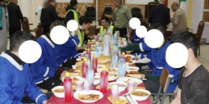 تنظيم إفطار جماعي لفائدة فئة النزلاء بمؤسسة إعادة التربية والتأهيل القليعة