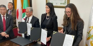 اتفاقية تعاون بين الجزائر والبرنامج الإنمائي للأمم المتحدة لإنشاء شبكة وطنية للنساء الوسيطات