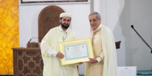 الوزير الأول يشرف على حفل ديني إحياء لليلة القدر المباركة