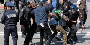 “هيومن رايتس ووتش” تدين القمع في المغرب وتطالب بالإفراج الفوري عن المعتقلين