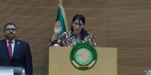 سلمى حدادي.. دبلوماسية جزائرية محنكة تعزز حضور الجزائر في الاتحاد الإفريقي