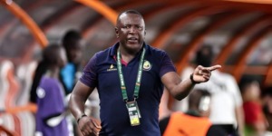 المدرب الموزمبيقي شيكينيو كوندي: “اللاعبون جاهزون والجميع متفائل بهز شباك المنتخب الجزائري”