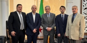 سفير الجزائر بلبنان يستقبل وفدا من حركة أمل ويؤكد حرص الجزائر على تعزيز التعاون الثنائي