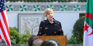السفيرة الأمريكية لدى الجزائر.. إليزابيث مور أوبين تؤكد: التعاون الأمني والحرب المشتركة ضد الإرهاب ستبقى حجر الزاوية في العلاقات الثنائية بين الجزائر والولايات المتحدة