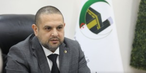 برايك: 50 وكالة سياحة و12 مطارا لضمان نجاح موسم الحج لسنة 2025