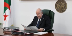 رئيس الجمهورية يترأس اجتماعا لمجلس الوزراء