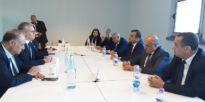 عرقاب يبحث فرص الاستثمار والشراكة مع وزير البترول المصري