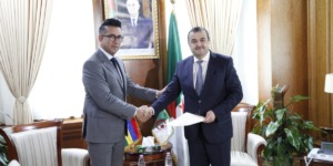 عرقاب وشاكيل محمد يرسمان آفاق المستقبل الطاقوي بين الجزائر وموريشيوس