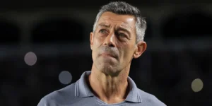 سانتوس يقيل مدربه البرتغالي كايشينيا