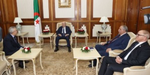 رئيس الجمهورية يستقبل الباحث والعالم الجزائري كريم زغيب