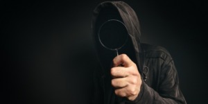 وَلَا تَجَسَّسُوا