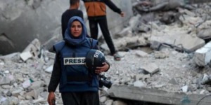 المجلس الوطني الفلسطيني: ما يواجهه الصحفي الفلسطيني محاولة متعمدة لإسكات صوت فلسطين