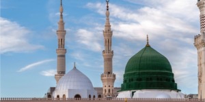 شأنه وقدره صلى الله عليه وسلم