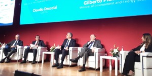 عرقاب: الجزائر تواصل تعزيز مكانتها كمزود موثوق للطاقة وتنفيذ مشاريع طاقة متجددة مبتكرة